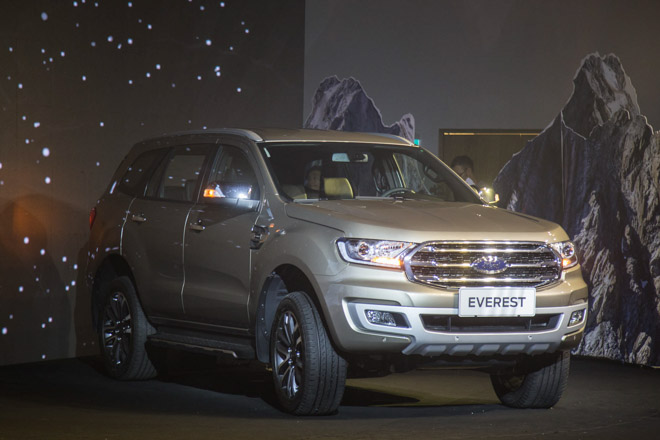 Giá xe Ford Everest 2018 cập nhật mới nhất - 1