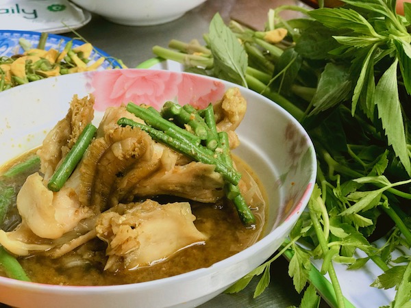 Bún cá Num-bo-chóc mê hoặc thực khách sành ăn ở Sài Gòn - 2