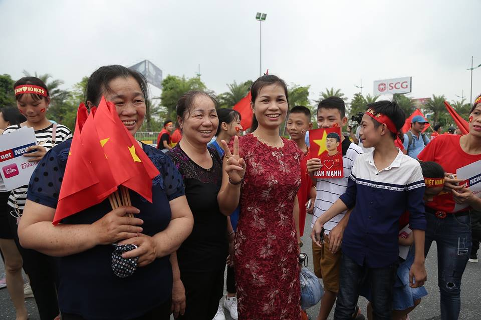 CẬP NHẬT: U23 lên chuyên cơ rời Indonesia, CĐV Việt Nam đã sẵn sàng chào đón - 1