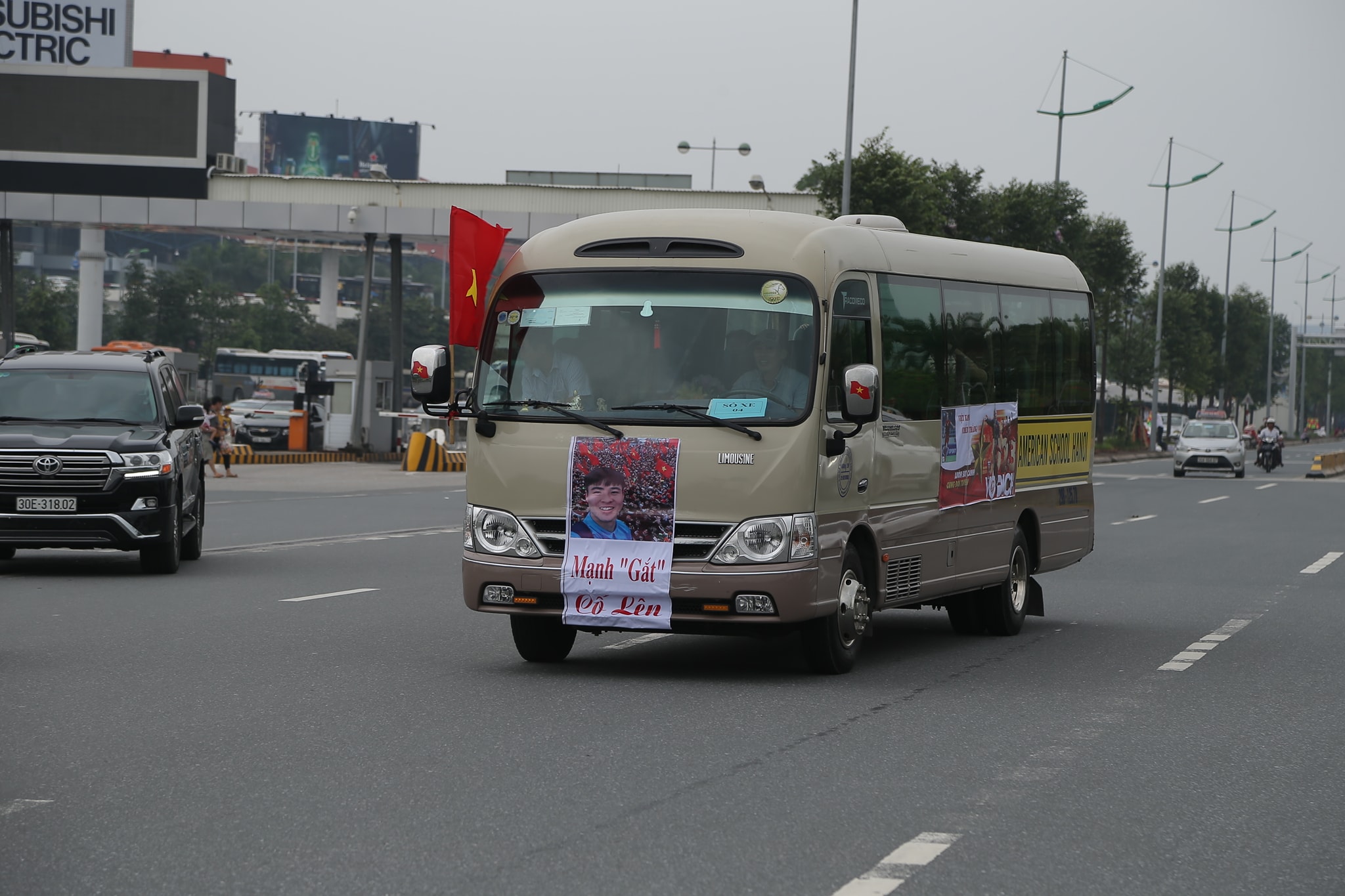 CẬP NHẬT: U23 lên chuyên cơ rời Indonesia, CĐV Việt Nam đã sẵn sàng chào đón - 3