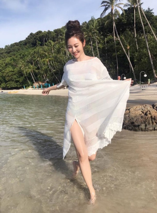 Người đẹp quá gợi cảm trên thảm đỏ khiến truyền hình vội cắt sóng - 7