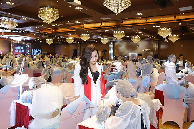 Ngọc Ánh: ‘Bầu show’ đẳng cấp của giới phun xăm thẩm mỹ - 2