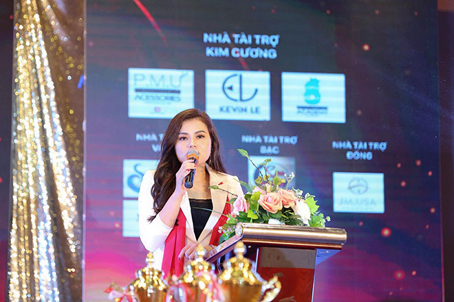 Ngọc Ánh: ‘Bầu show’ đẳng cấp của giới phun xăm thẩm mỹ - 9