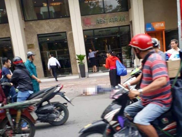 Người đàn ông nước ngoài chết bất thường trước cửa nhà hàng