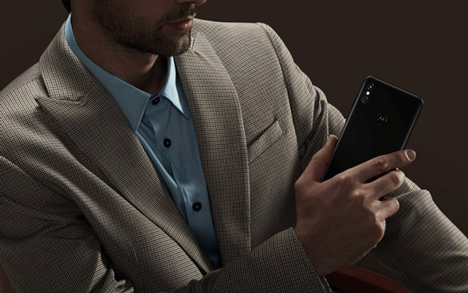 Ra mắt Motorola P30 Note màn hình lớn, pin 5000 mAh, giá rẻ - 4