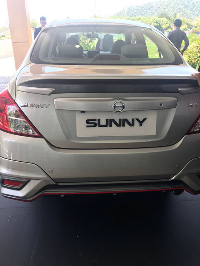 Nissan Sunny 2018 thế hệ mới bất ngờ xuất hiện tại Việt Nam - 2