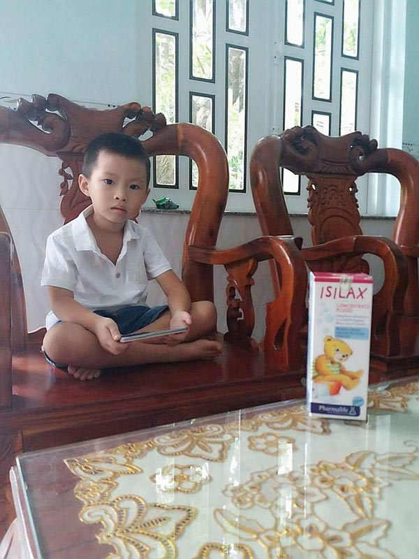 Trẻ bị táo bón rặn đỏ mặt, cải thiện ngay khi mẹ làm cách này! - 2