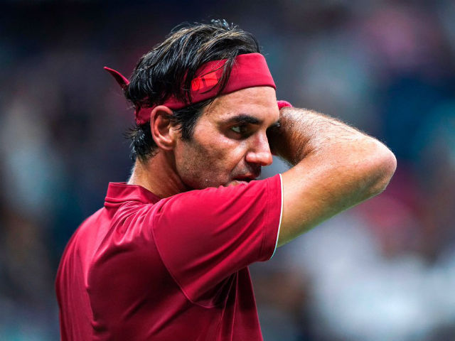 Federer lên lưới ”thảm họa”: Tốc độ như Nadal, dứt điểm như nghiệp dư