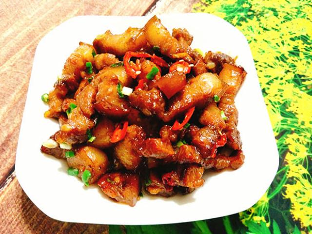 Ẩm thực - Ba rọi ram tỏi ớt đậm vị, thơm lừng, mát trời thế này ăn đưa cơm hết xảy