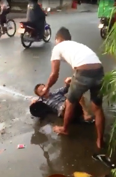 Nóng 24h qua: Trường học khai giảng bên bờ suối khiến dân mạng “rưng rưng lệ sầu” - 2