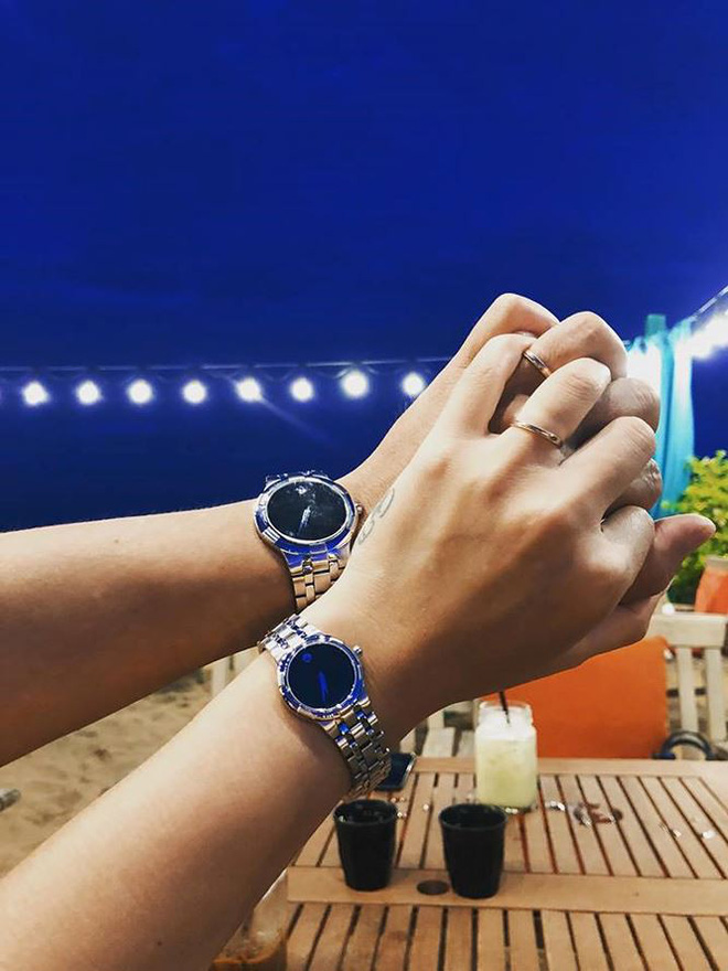 Tình tứ bên chồng trẻ nhưng MC Hoàng Linh lại gây tò mò với hình xăm ở vai - 4