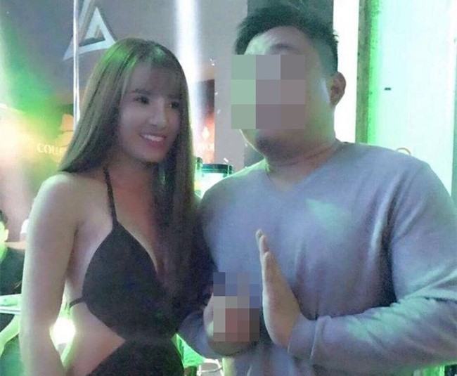 2 năm làm mẹ đơn thân, em chồng Thủy Tiên khoe bạn trai chiều chuộng - 8