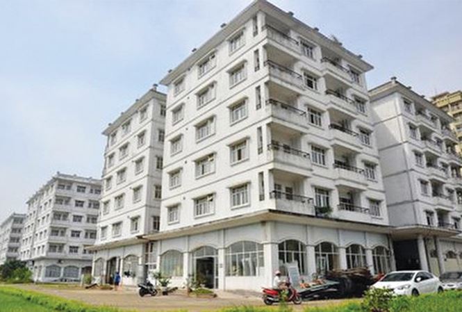 Nên dừng xây nhà tái định cư? - 1
