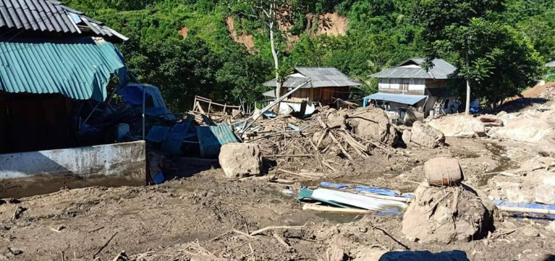 Ký ức kinh hoàng của người chồng mất vợ, bới bùn đất cứu con - 3