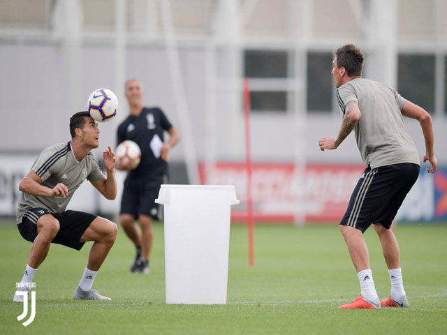 Bóng đá - Ronaldo bỏ qua Nation League: Luyện chiêu mới, quyết "phá lưới" Serie A