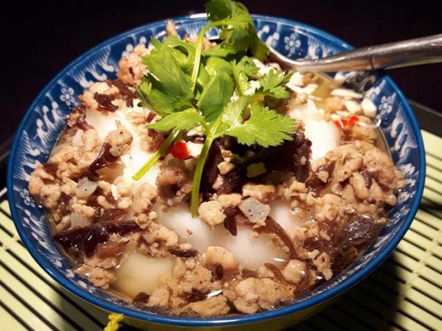 Ẩm thực - Bánh đúc vừa ngon vừa dễ làm, tranh thủ mát trời trổ tài ngay thôi