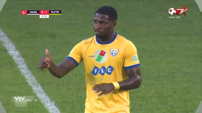 HAGL nhận đòn đau: &#34;Người cũ&#34; lập hattrick lu mờ Văn Toàn, Minh Vương - 1