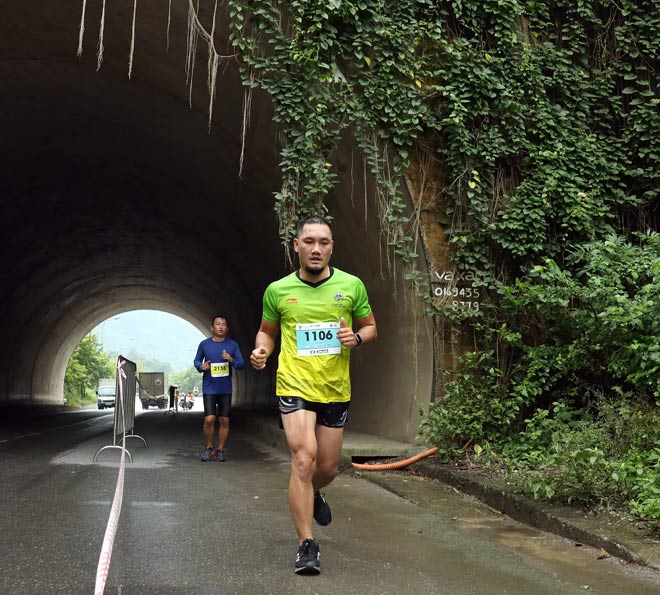 Li-Ning ghi dấu ấn tượng tại Tràng An Marathon 2018 - 2