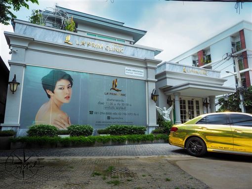 Người đẹp gợi cảm giỏi giang là thế lại uống thuốc tự vẫn - 8