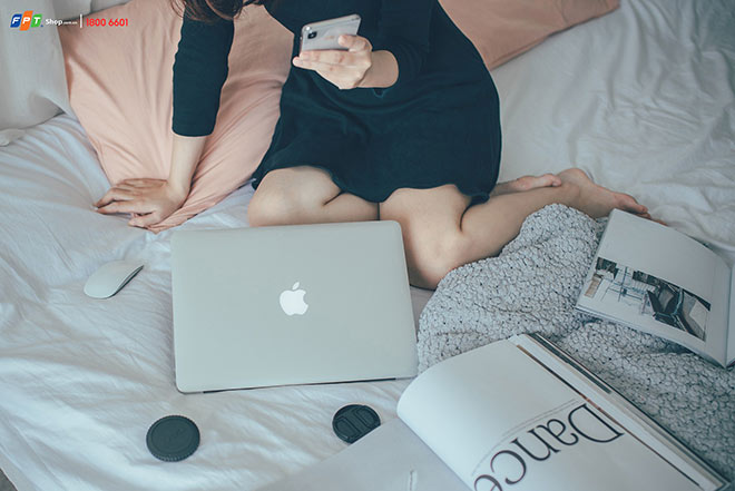 Macbook Air - Combo giáo dục tại FPT Shop được giảm 4,2 triệu, thêm cơ hội trúng xe SH - 1