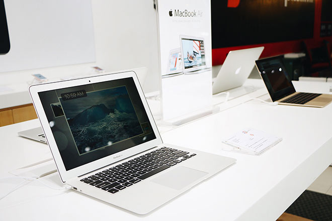 Macbook Air - Combo giáo dục tại FPT Shop được giảm 4,2 triệu, thêm cơ hội trúng xe SH - 2