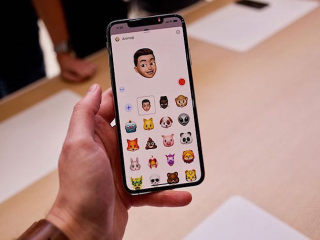 Video trên tay iPhone Xs và Xs Max giá ngàn đô, đẹp long lanh