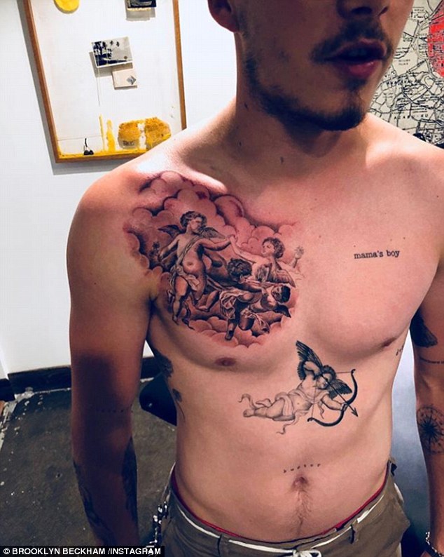 Quý tử nhà Beckham lộ chi tiết hình xăm thiên thần "sao chép" của bố - 2