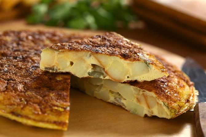Mê ngất ngây những món ăn hấp dẫn nhất xứ sở bò tót - 7