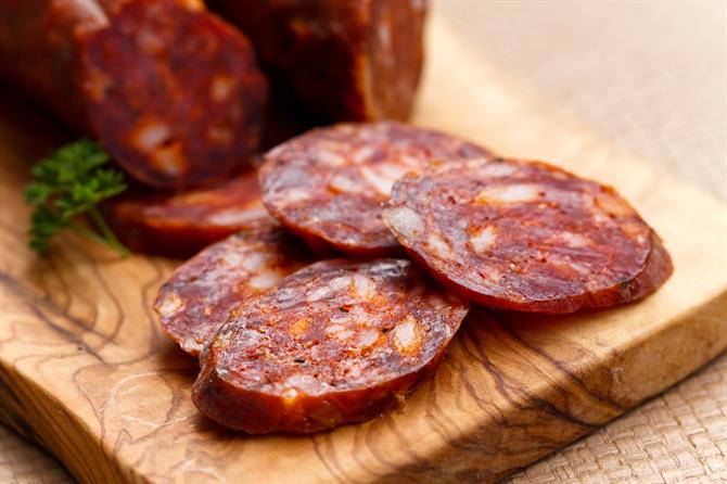 Mê ngất ngây những món ăn hấp dẫn nhất xứ sở bò tót - 8