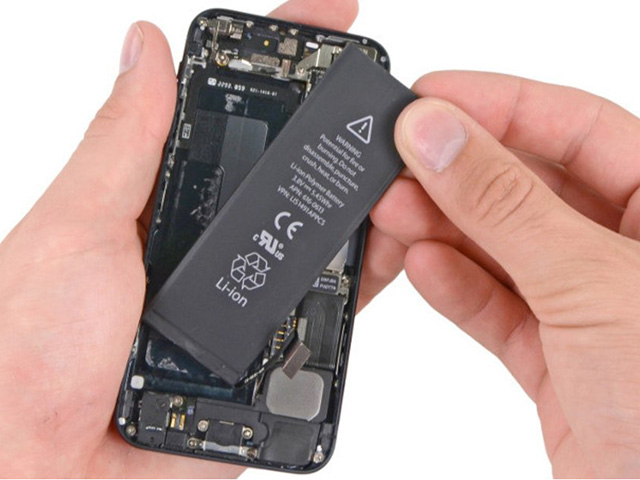 Apple công bố giá thay thế pin iPhone mới, sắp kết thúc ưu đãi “29 USD”