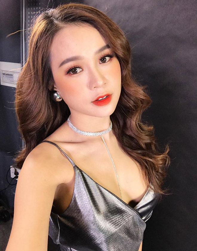 Hot girl 27 tuổi có 2 triệu USD và nhan sắc vạn người mê giờ ra sao? - 2