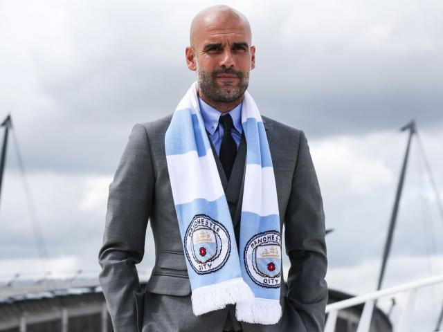 Bóng đá - Pep tiết lộ điều khiến Man City lo ngại: Khó xây đế chế như Sir Alex