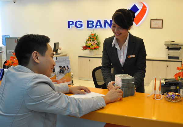 Rủi ro chực chờ khi ngân hàng ồ ạt tăng vốn - 1