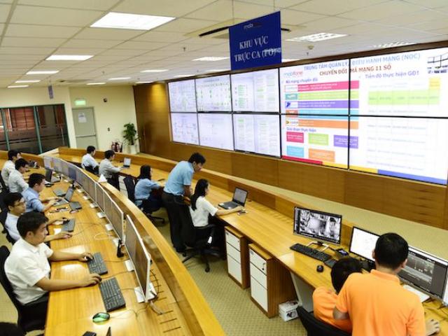 Thông tin chính thức từ Vina, Mobi, Viettel về ngày đầu chuyển đổi SIM 11 số
