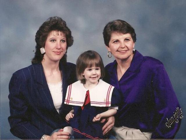 Mê mẩn vũ công thoát y, vị thạc sĩ gài "bẫy hiểm" sát hại cặp đồng...