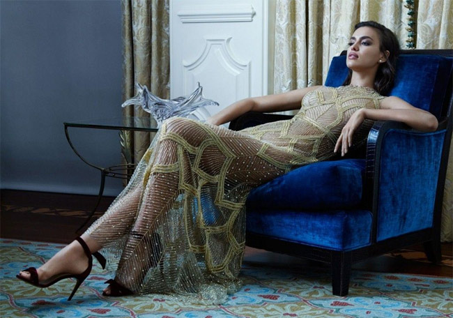 Sự tiết chế khoảng xuyên thấu có lẽ khiến độ sexy của Irina tăng lên gấp bội.