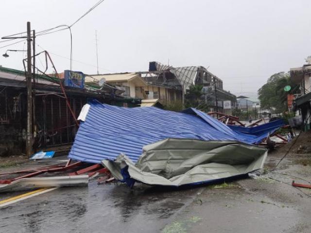 Siêu bão Mangkhut càn quét Phillipines, sức gió lên tới 270 km/giờ