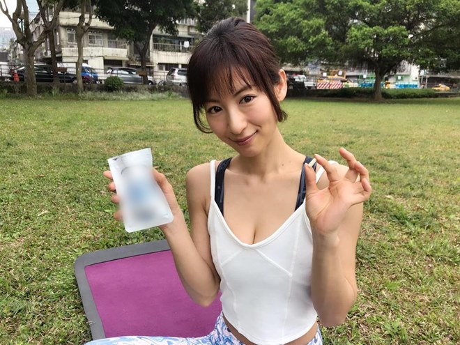 Mỹ nữ Nhật ngủ quên ở khách sạn Việt Nam giờ ra sao? - 10