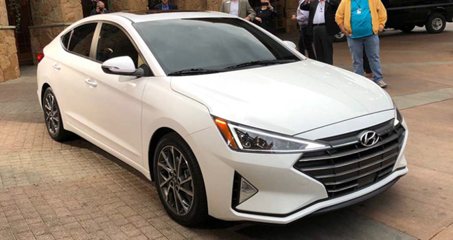 Hyundai Elantra 2019 công bố giá bán từ 17.100 USD tại Mỹ - 1