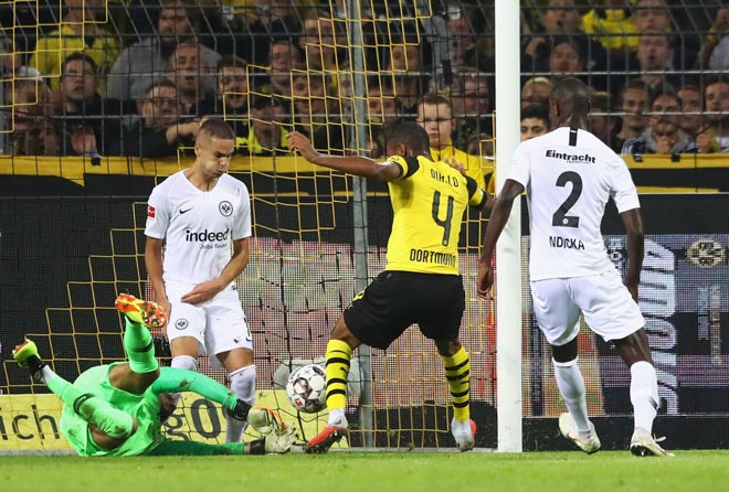 Dortmund - Frankfurt: Thay người đỉnh cao, siêu phẩm định đoạt - 1