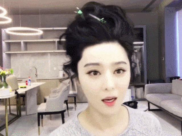 Đời sống Showbiz - Phạm Băng Băng "đánh tan" tin đồn bị bắt giam bằng động thái này