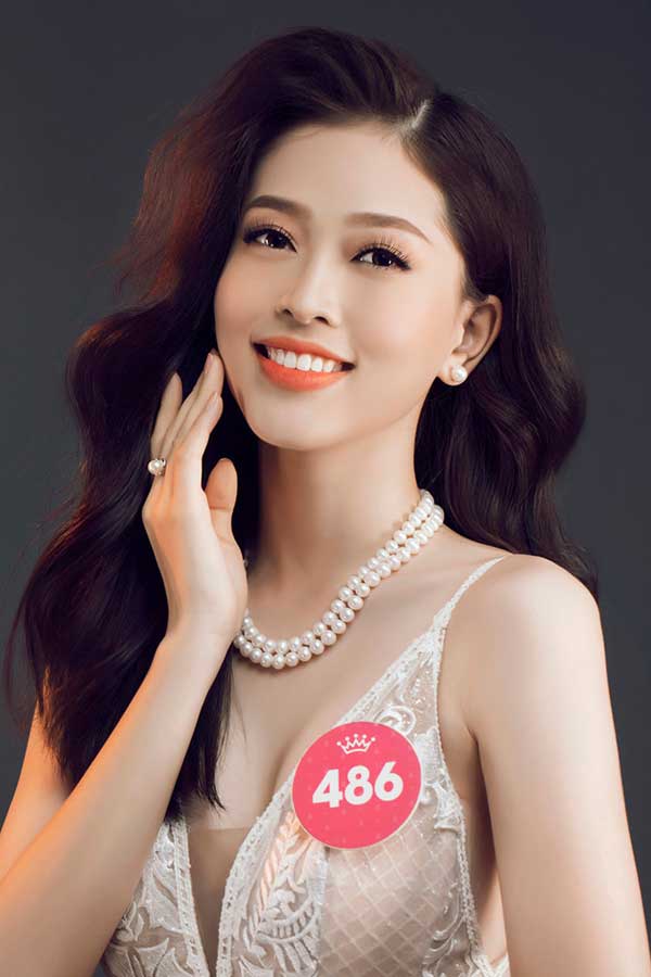 Bí quyết dáng đẹp hoàn hảo, da trắng sứ của Á hậu Việt Nam Bùi Phương Nga - 1