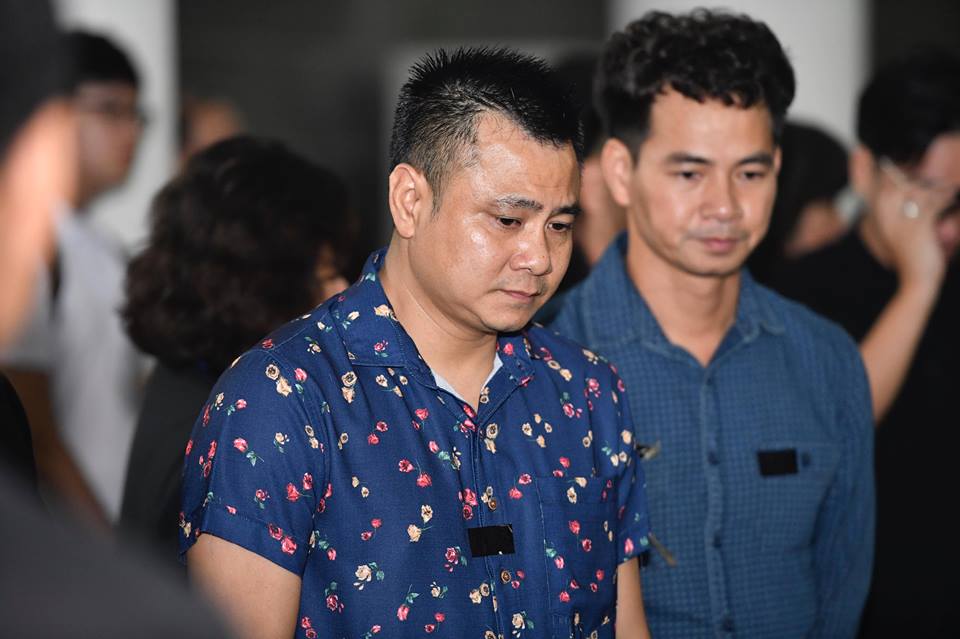 Cả làng hài khóc nghẹn tiễn "ông trùm phim Tết miền Bắc" về với đất - 3