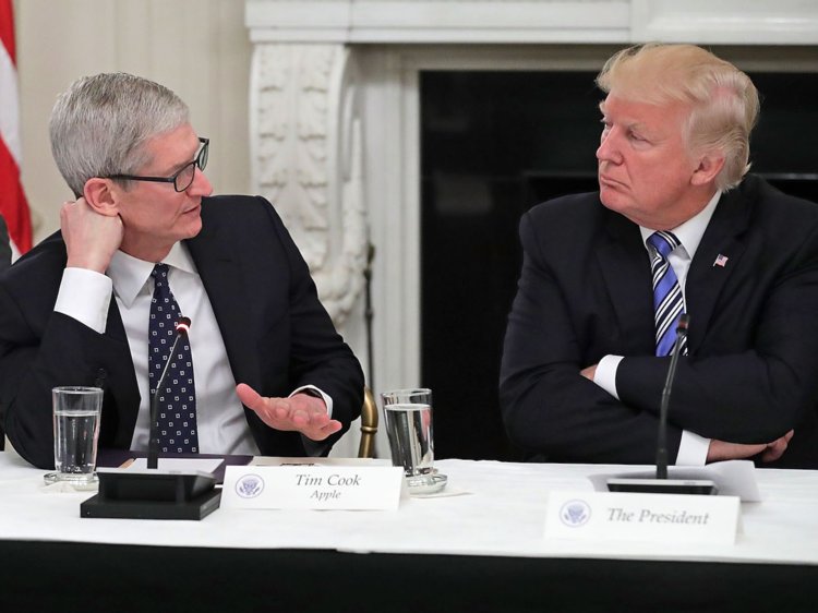 Apple may mắn thoát nạn vòng thuế quan mới nhất của Trump - 4