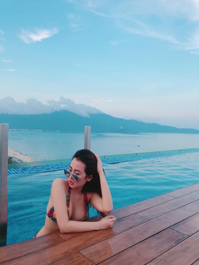 Lý do là bởi trước đó, Trang Moon từng đặt ra nguyên tắc cho mình khi làm nghề là không sexy, không xăm trổ.