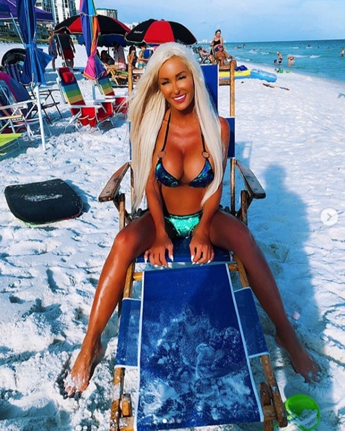 “Tiên cá” U50 mê phẫu thuật thẩm mỹ bất chấp nguy hiểm - 3