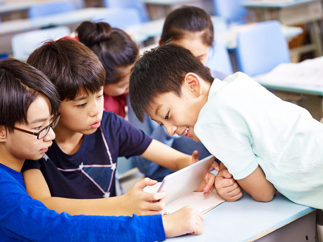 Môi trường học tiếng Anh quan trọng thế nào đối với trẻ? - 2