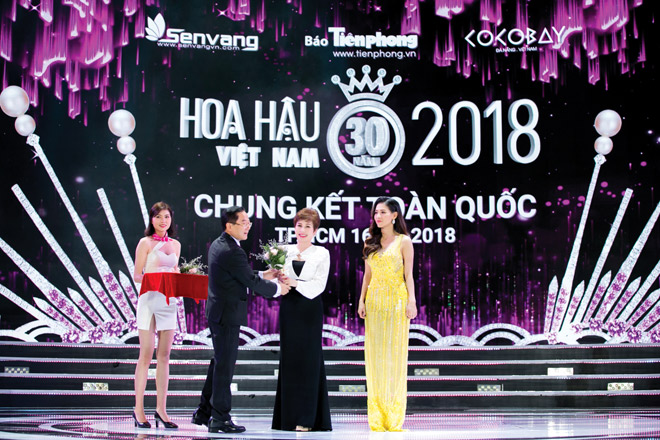 Nữ cố vấn nhan sắc thầm lặng của cuộc thi Hoa hậu Việt Nam - 2