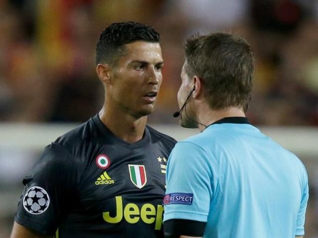 Ronaldo nín thở: Án phạt 4 trận lơ lửng, Juventus chờ ”chống lưng”