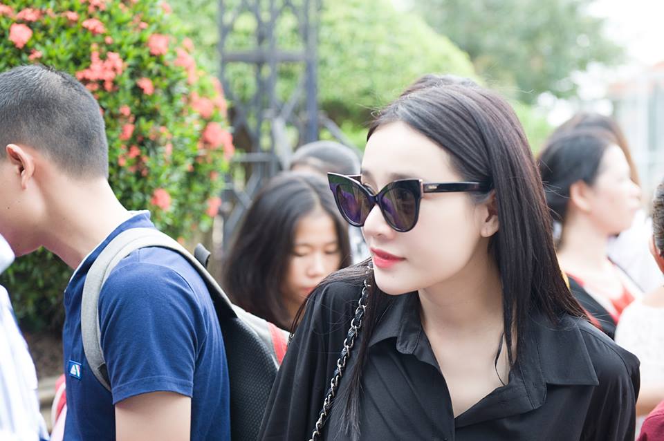 Nhã Phương khéo che vòng hai, đến dâng hương giỗ Tổ nghề - 3